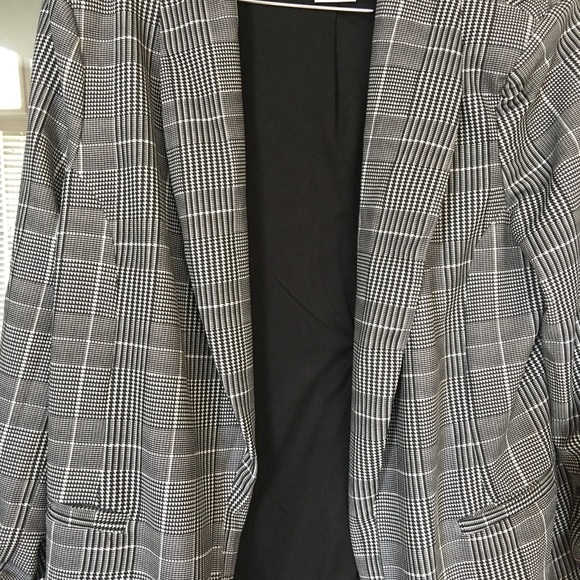 NWOT - One 5 One Blazer - Plaid - Woman’s - Picture 2 of 8